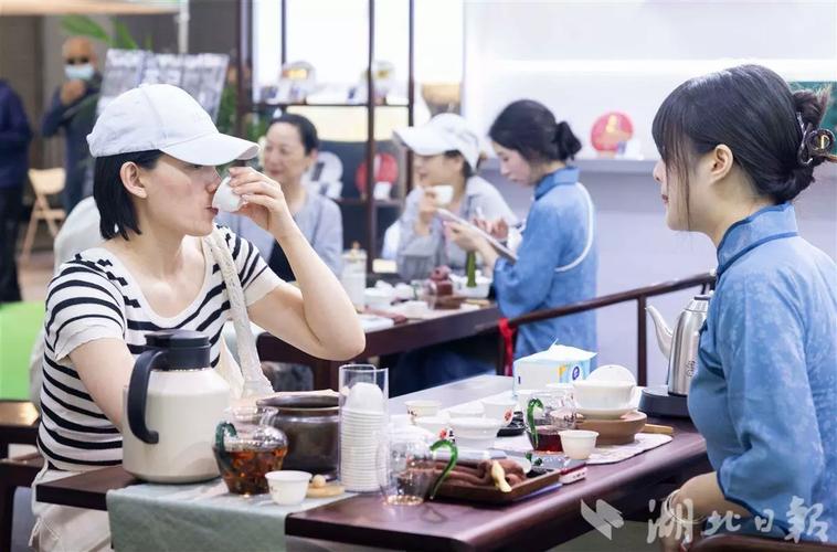 从职员老张在武汉喝茶经历，看当地茶文化究竟如何？